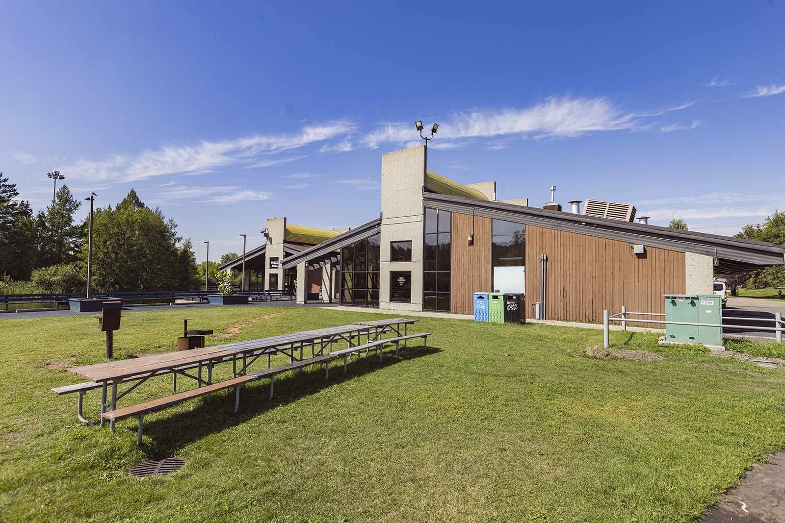 Rundle Family Centre exterior - 2 sides